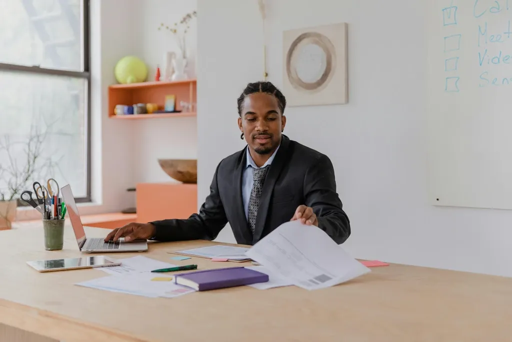How AI is Transforming Sales Strategies in Dynamic Markets